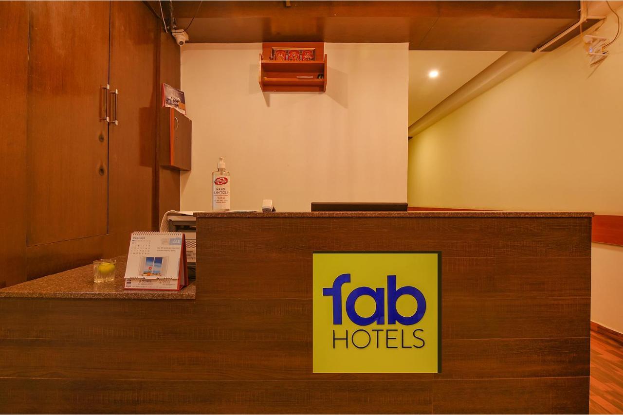 Fabhotel The Btm Palace - Btm Layout Nr Gopalan Innovation Mall 벵갈루루 외부 사진