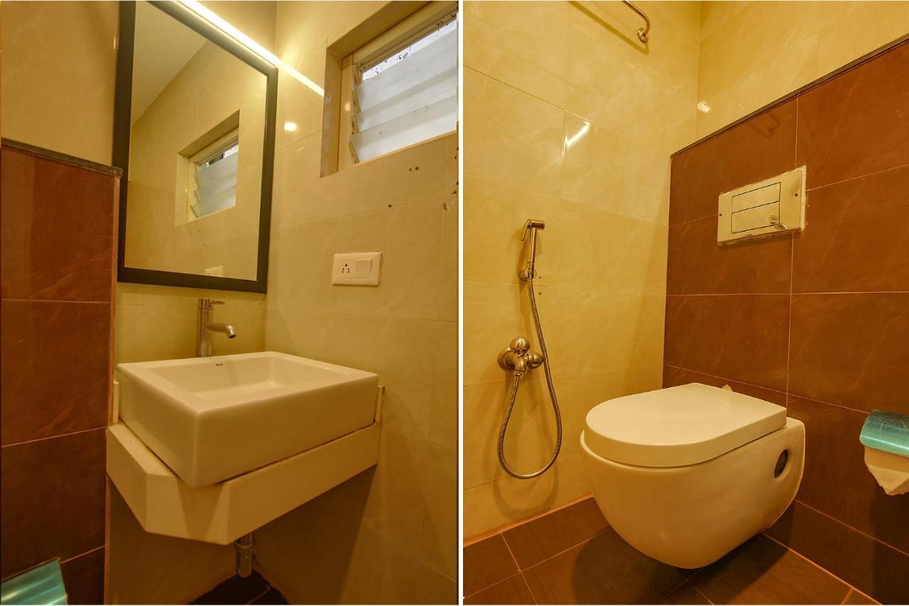 Fabhotel The Btm Palace - Btm Layout Nr Gopalan Innovation Mall 벵갈루루 외부 사진